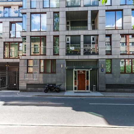 Cozy River-Side Apartment Right In Riga Esterno foto